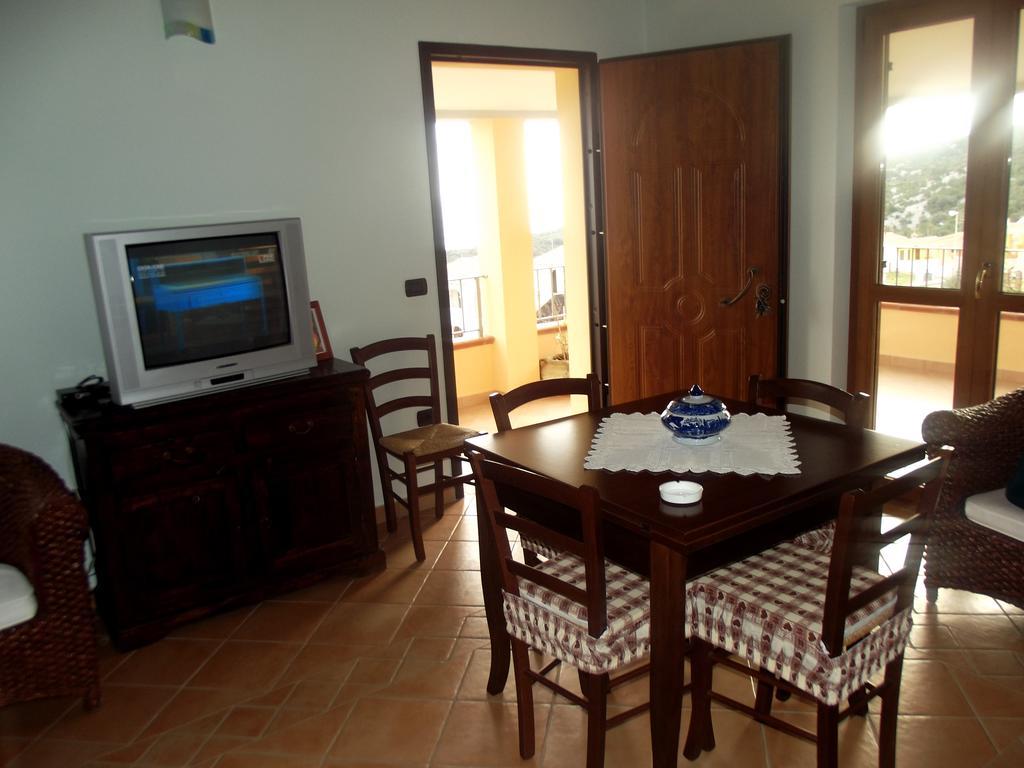Apartamento Casa Elena Cala Gonone Habitación foto